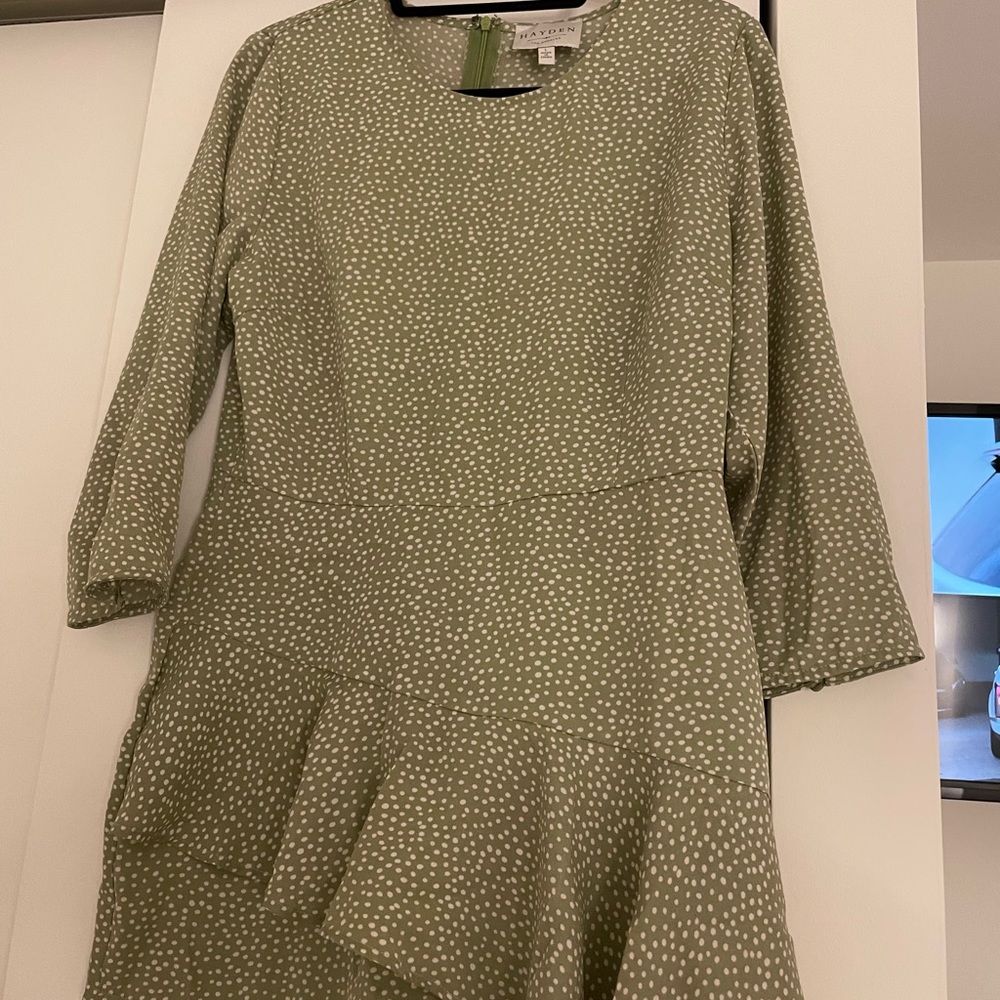 Hayden long sleeve romper with ruffle